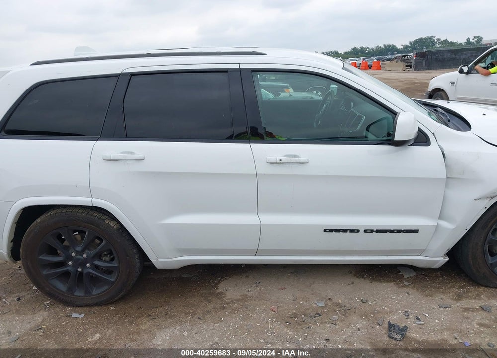 2018 CHEROKEE JEEP GRAND  ALTITUDE 4X2 VIN: 1C4RJEAG5JC512088