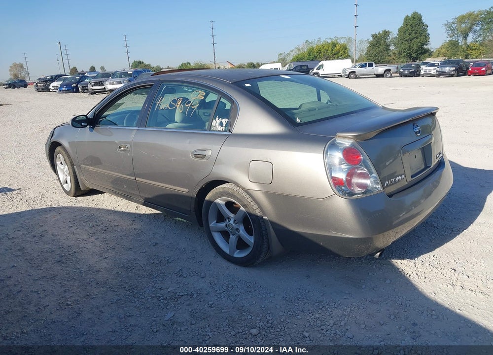 2005 NISSAN ALTIMA 3.5 SE VIN: 1N4BL11D05C333981