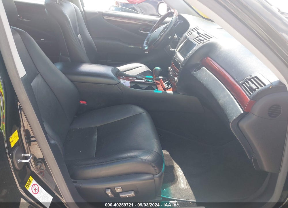 2007 LEXUS LS 460 VIN: JTHBL46FX75018360