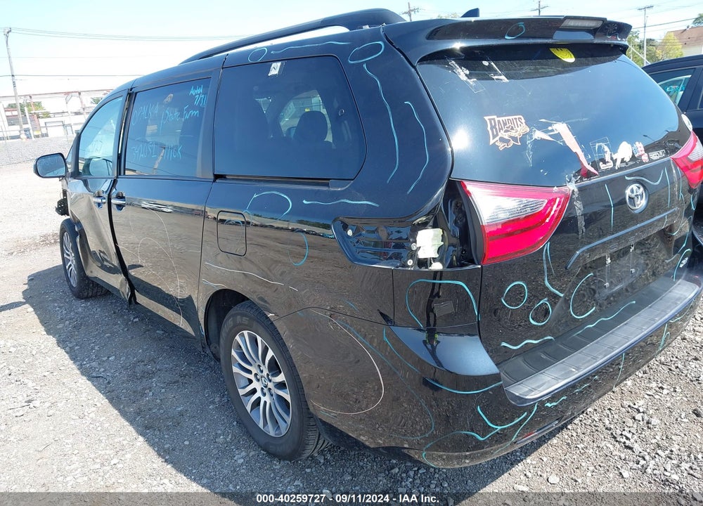 2020 TOYOTA SIENNA XLE VIN: 5TDYZ3DC2LS054464