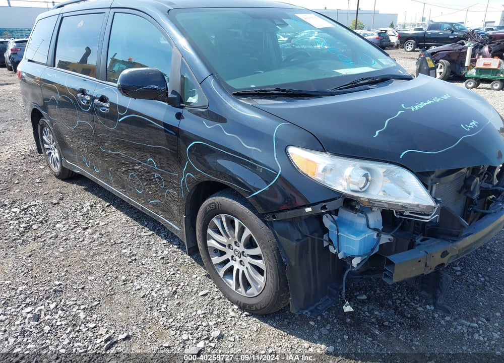 2020 TOYOTA SIENNA XLE VIN: 5TDYZ3DC2LS054464