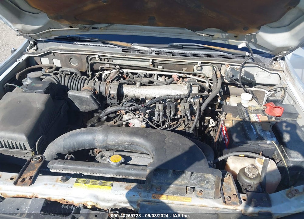 2001 MITSUBISHI MONTERO VIN: JA4MW51R01J032446