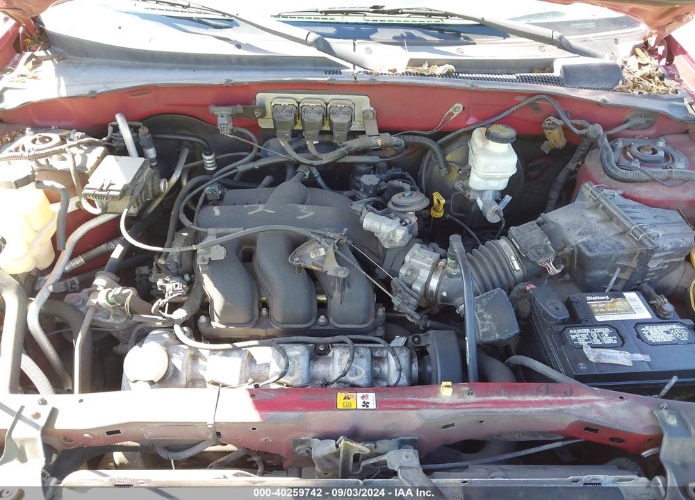 2005 FORD ESCAPE XLT VIN: 1FMCU03135KA31286