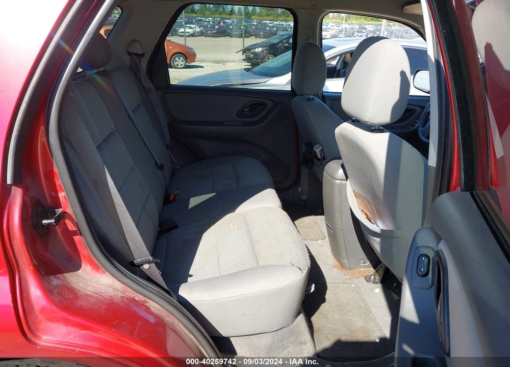 2005 FORD ESCAPE XLT VIN: 1FMCU03135KA31286