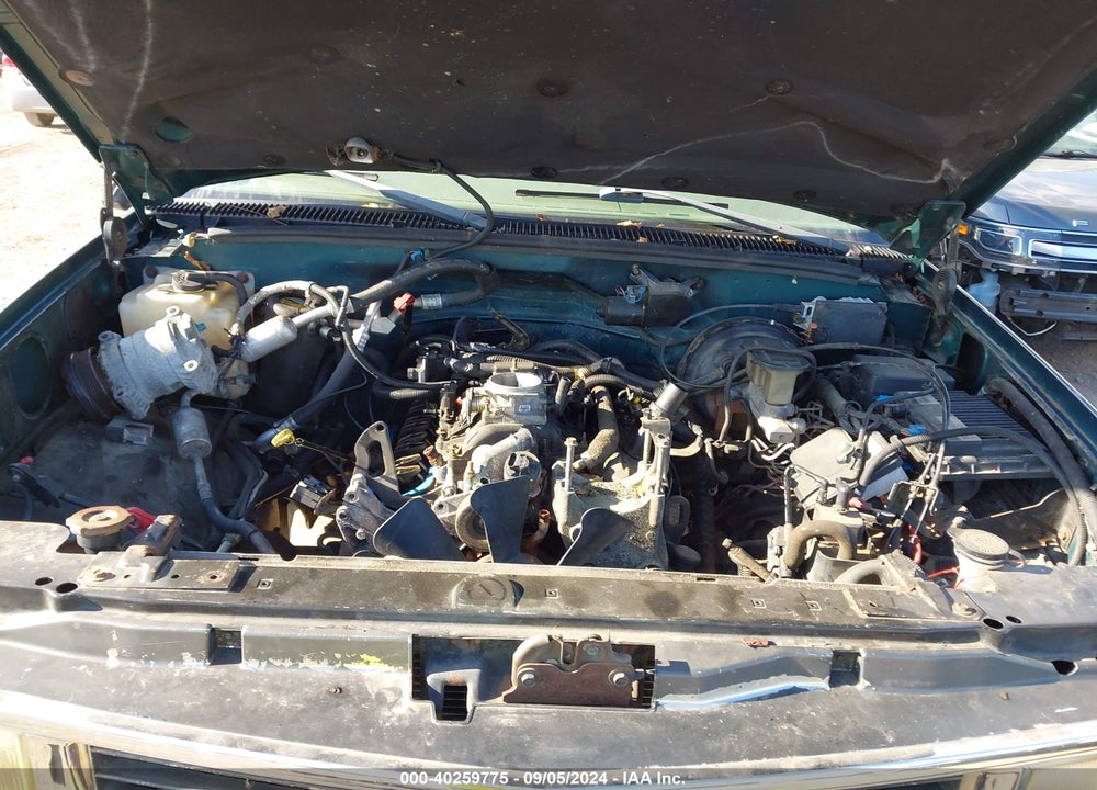 1999 CHEVROLET TAHOE VIN: 1GNEK13R3XJ313961