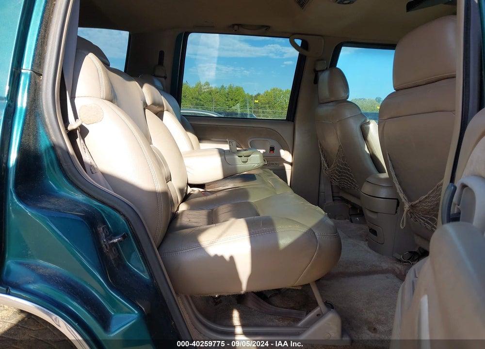 1999 CHEVROLET TAHOE VIN: 1GNEK13R3XJ313961