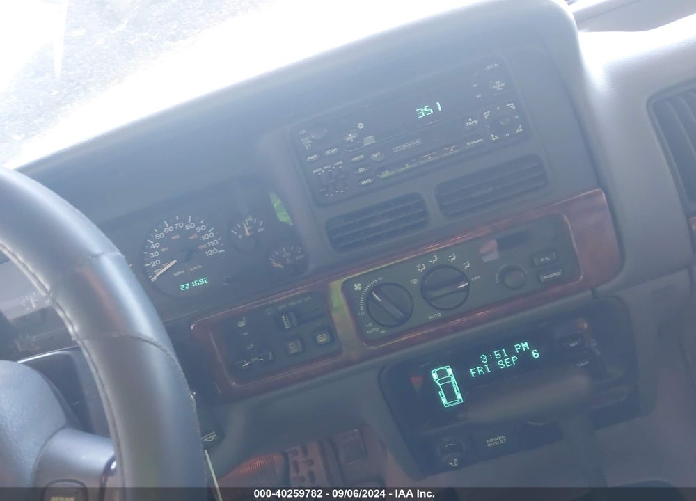 1998 JEEP GRAND CHEROKEE LIMITED VIN: 1J4GZ78S5WC324940