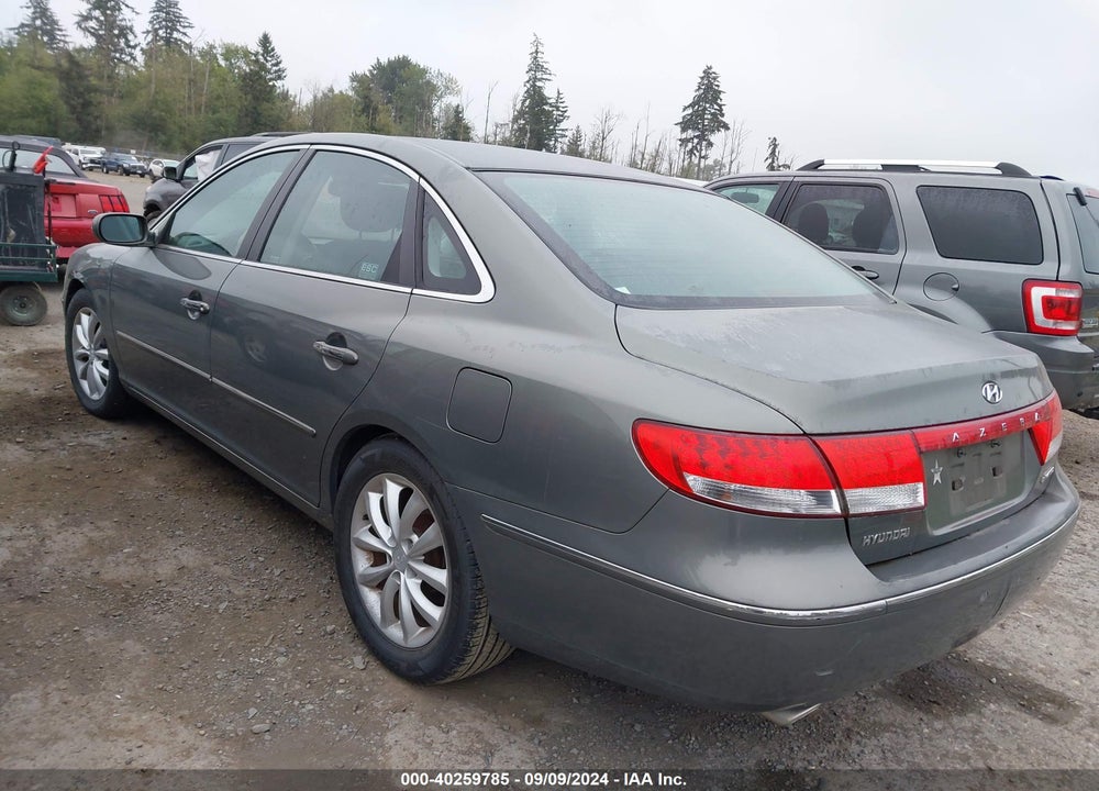 2006 HYUNDAI AZERA SE/LIMITED VIN: KMHFC46F46A120855