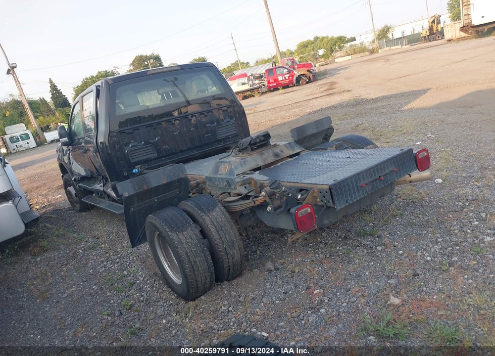 2019 FORD F-350 CHASSIS XL VIN: 1FD8W3HT7KEE19935