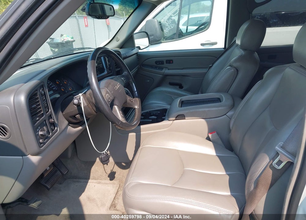 2005 GMC YUKON VIN: 1GKEK13T35J167504