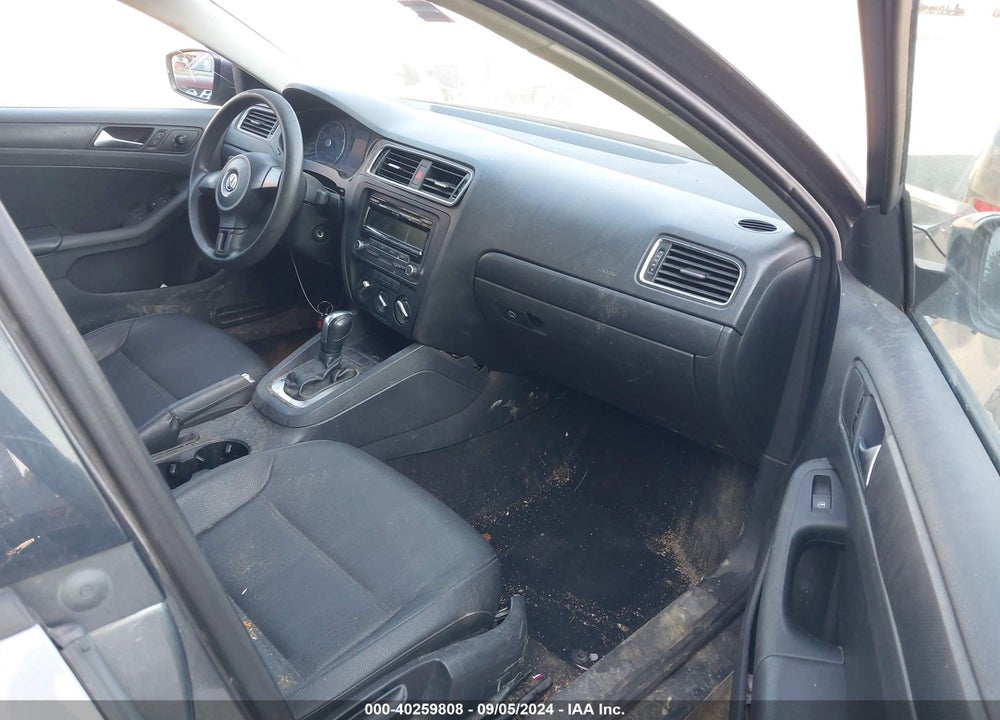 2012 VOLKSWAGEN JETTA 2.5L SE VIN: 3VWDP7AJXCM350831