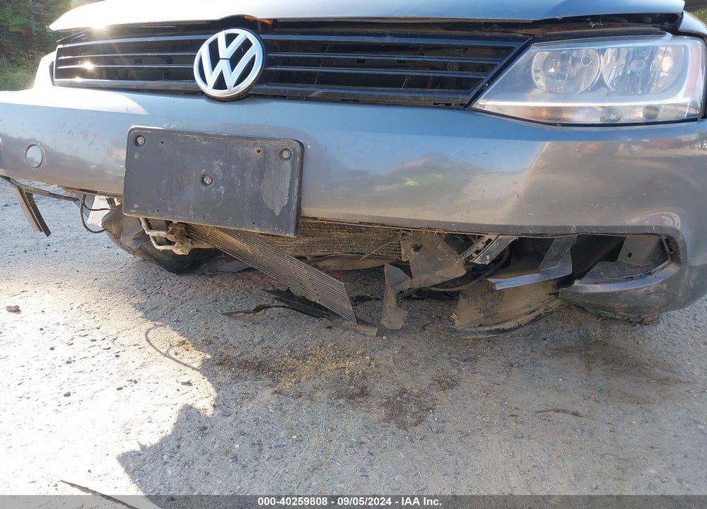 2012 VOLKSWAGEN JETTA 2.5L SE VIN: 3VWDP7AJXCM350831