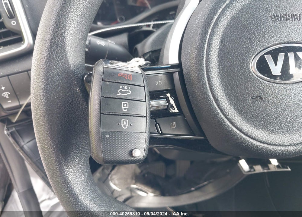 2020 KIA SPORTAGE LX VIN: KNDPM3AC5L7718572