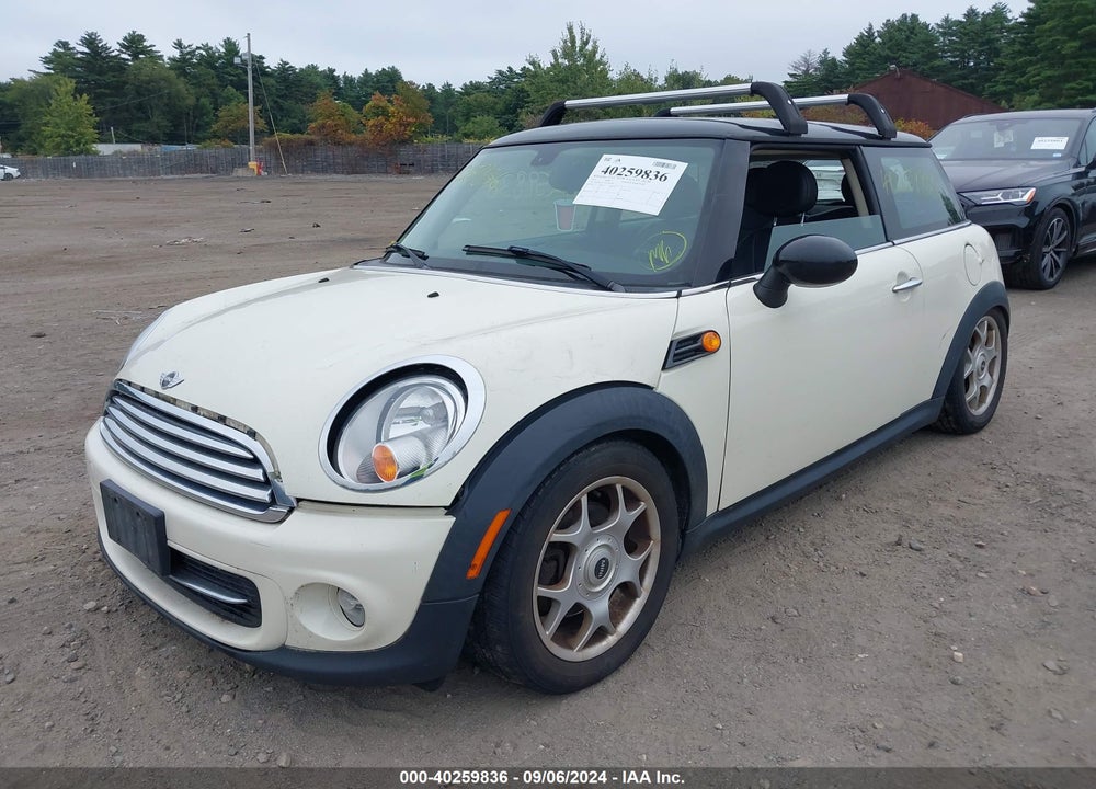 2013 MINI HARDTOP COOPER VIN: WMWSU3C59DT685199