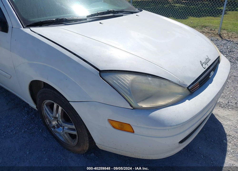 2000 FORD FOCUS VIN: 1FAFP34PXYW201806