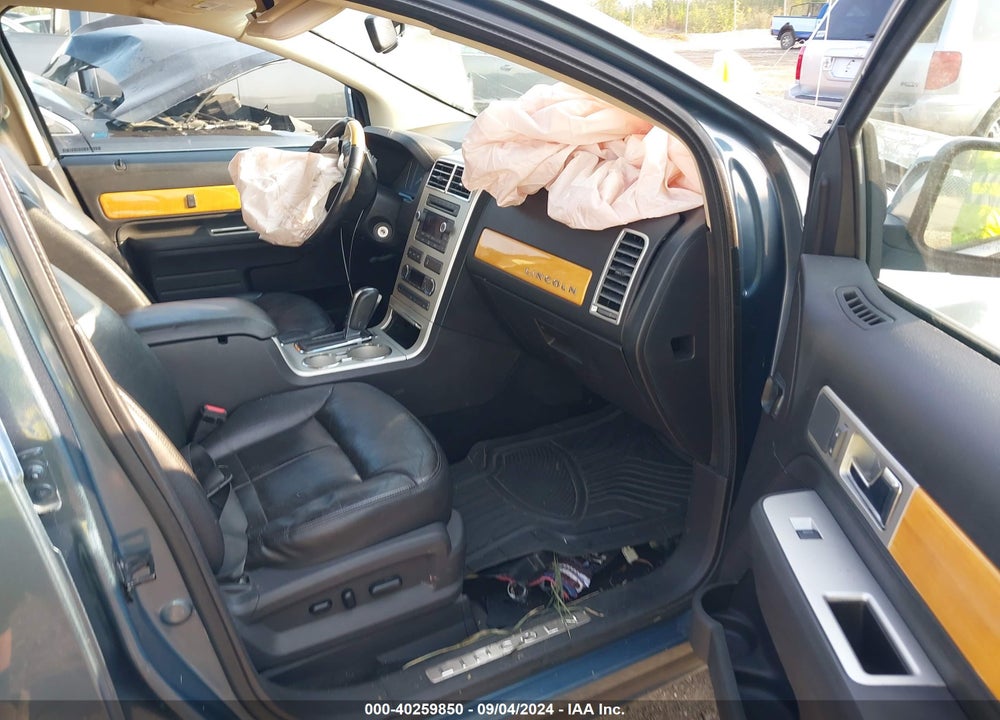 2010 LINCOLN MKX VIN: 2LMDJ6JC0ABJ31858