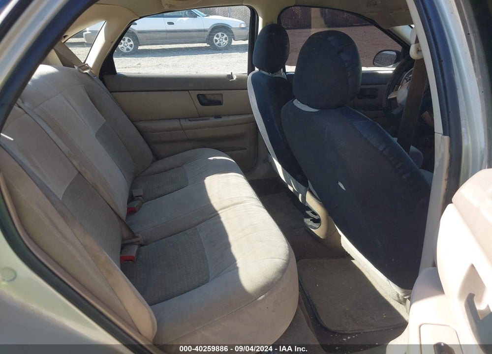 2005 FORD TAURUS SE VIN: 1FAFP53U85A206983