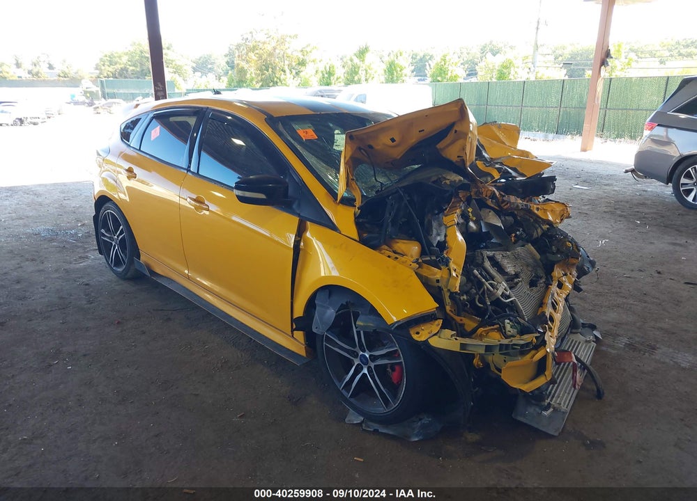 2016 FORD FOCUS VIN: 1FADP3L94GL240658