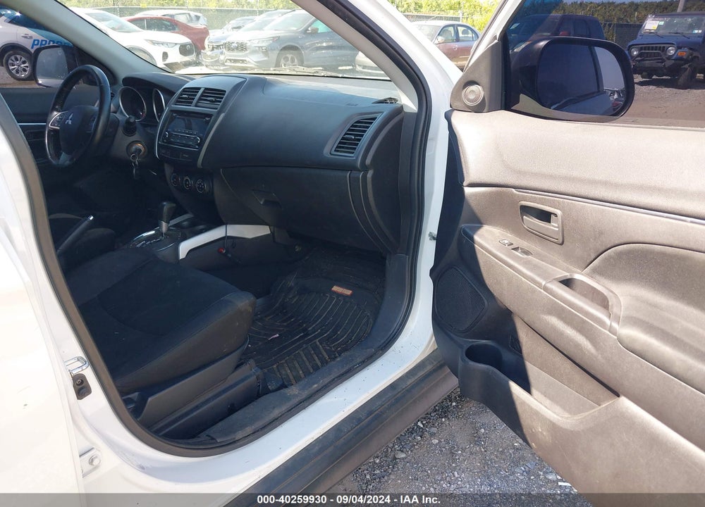 2014 MITSUBISHI OUTLANDER SPORT ES VIN: 4A4AR3AU3EE032280