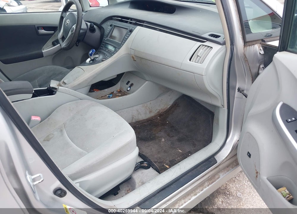 2010 TOYOTA PRIUS III VIN: JTDKN3DU2A0167972