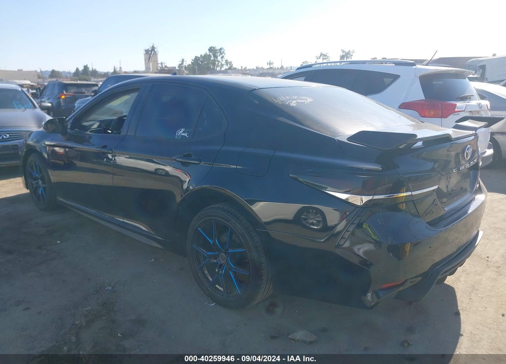 2018 TOYOTA CAMRY SE VIN: JTNB11HK4J3041194
