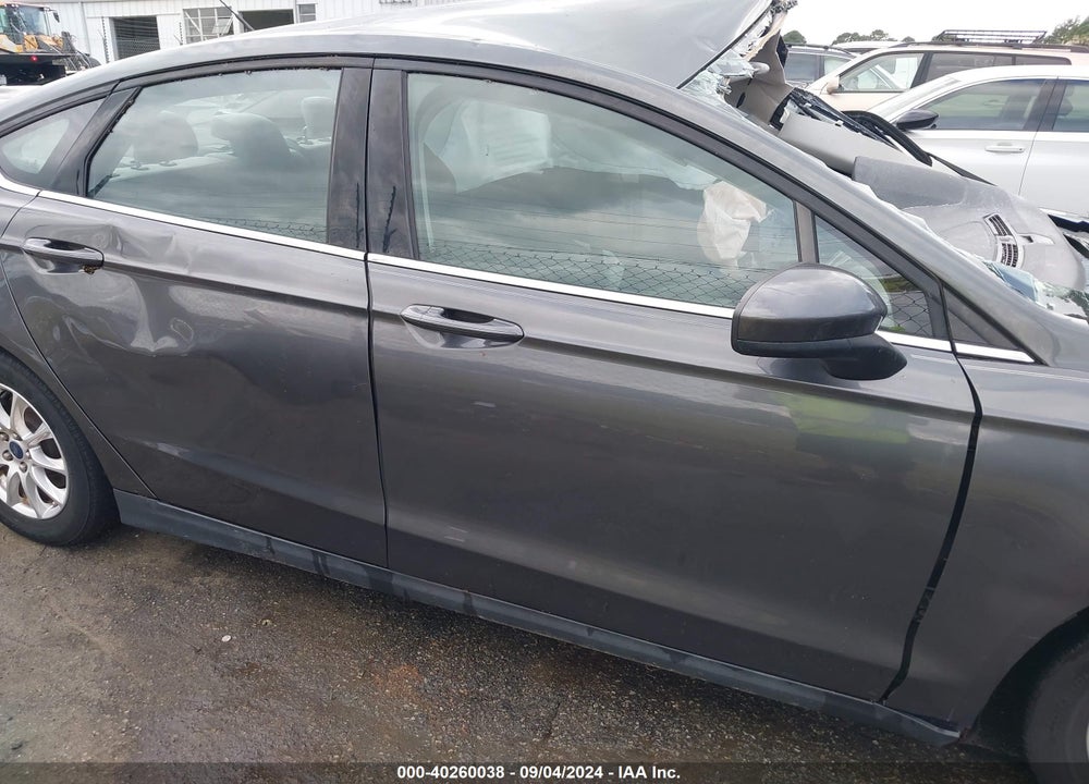 2015 FORD FUSION S VIN: 3FA6P0G78FR167861