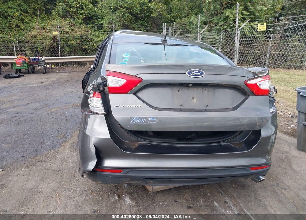 2015 FORD FUSION S VIN: 3FA6P0G78FR167861