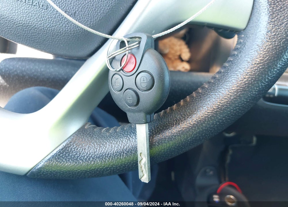 2008 SMART FORTWO VIN: WMEEJ31X98K196036