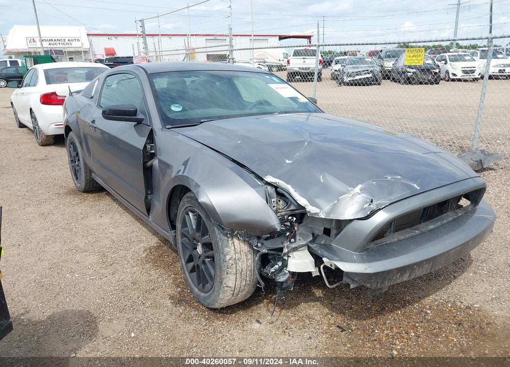 2014 FORD MUSTANG V6 VIN: 1ZVBP8AM2E5252196