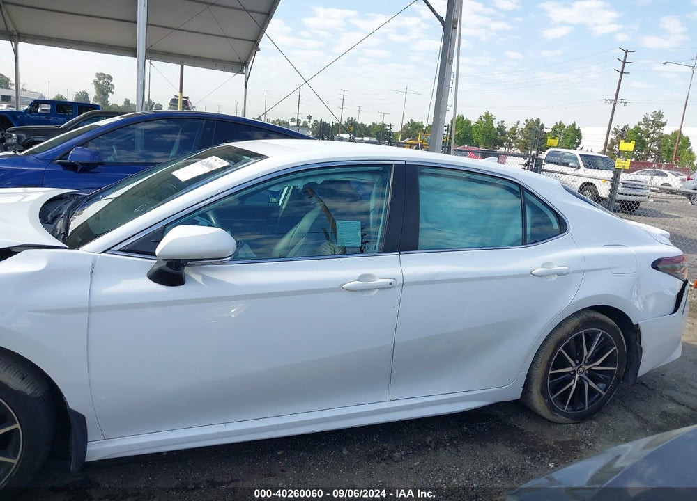 2021 TOYOTA CAMRY SE VIN: 4T1T11AK9MU437487