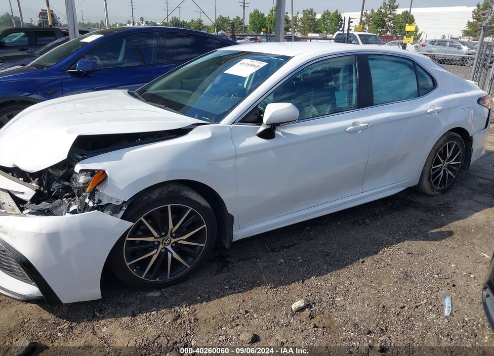 2021 TOYOTA CAMRY SE VIN: 4T1T11AK9MU437487