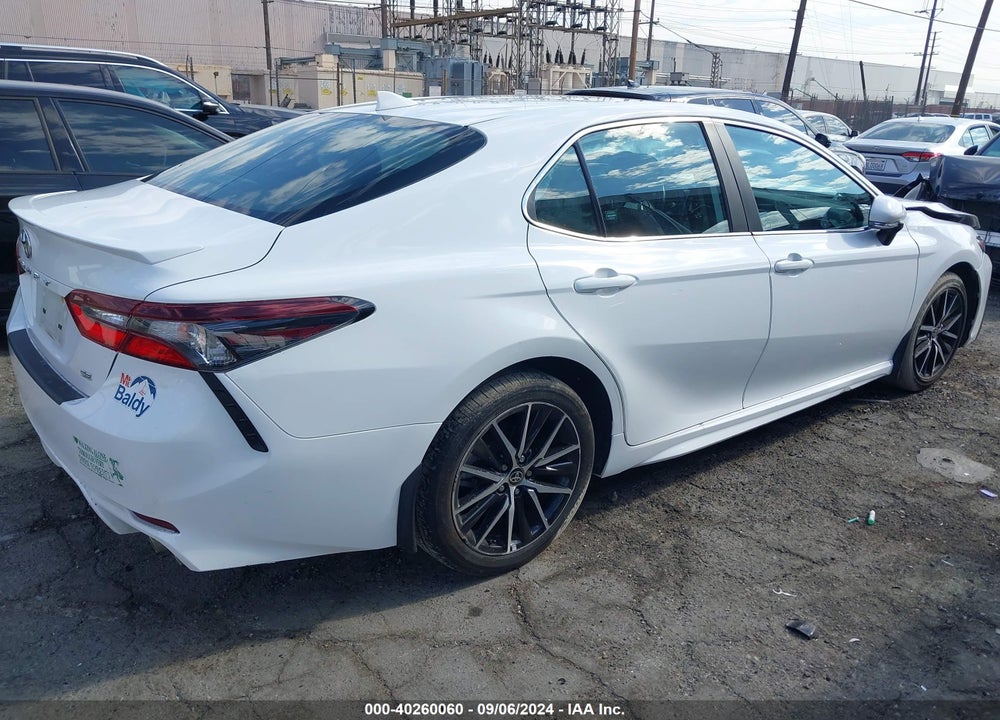 2021 TOYOTA CAMRY SE VIN: 4T1T11AK9MU437487