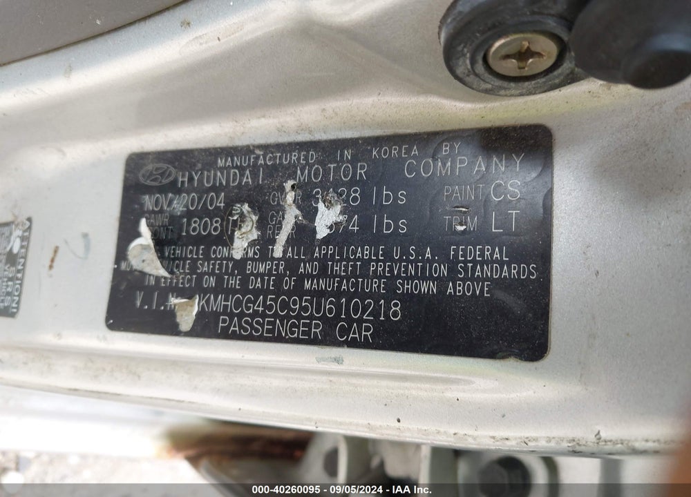 2005 HYUNDAI ACCENT VIN: KMHCG45C95U610218