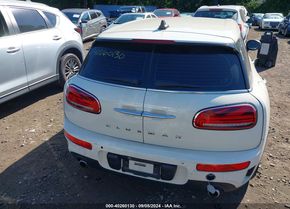 2020 MINI CLUBMAN COOPER S VIN: WMWXJ1C01L2L34136