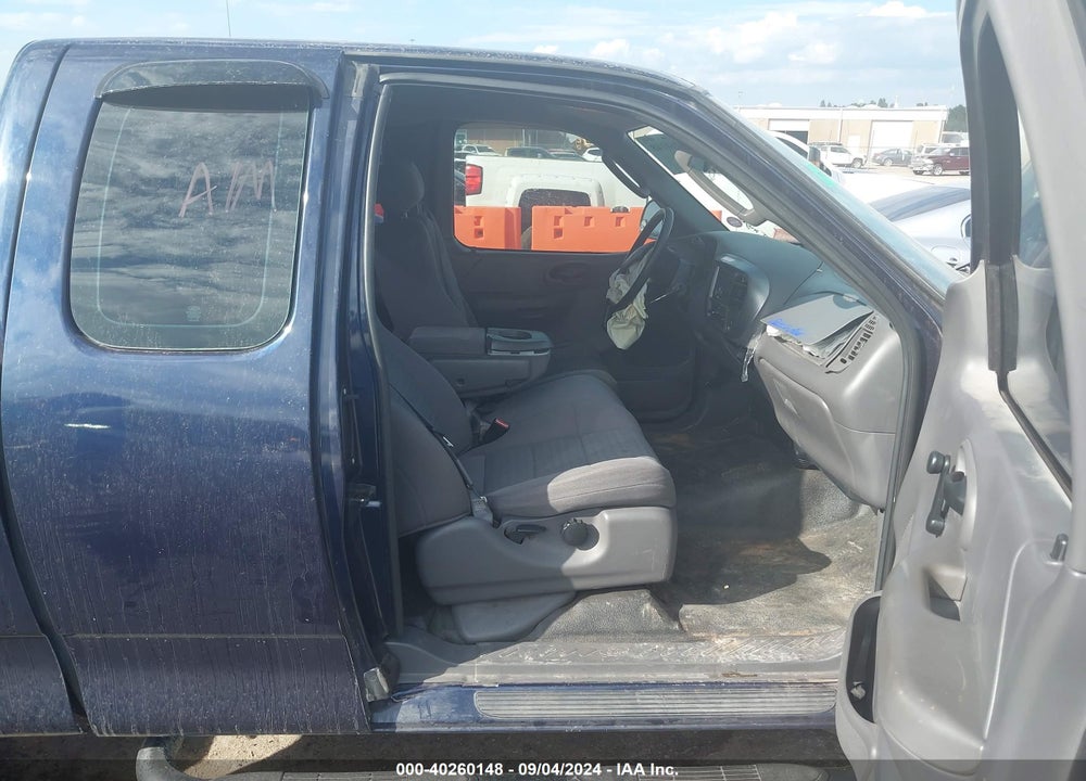 2004 FORD F-150 HERITAGE XL/XLT VIN: 2FTRX17244CA41276