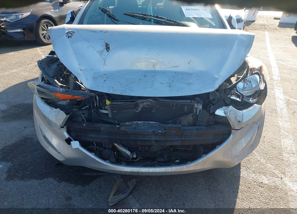 2013 HYUNDAI ELANTRA VIN: KMHDH6AE2DU009851