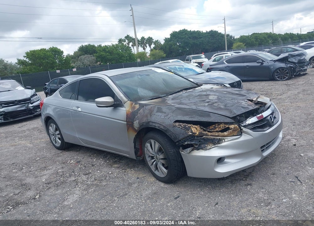 2011 HONDA ACCORD 2.4 LX-S VIN: 1HGCS1B38BA008964