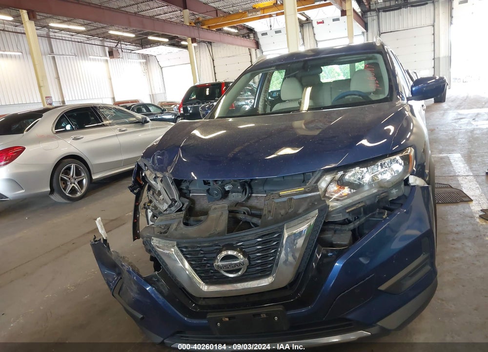 2017 NISSAN ROGUE SV VIN: 5N1AT2MV2HC771000