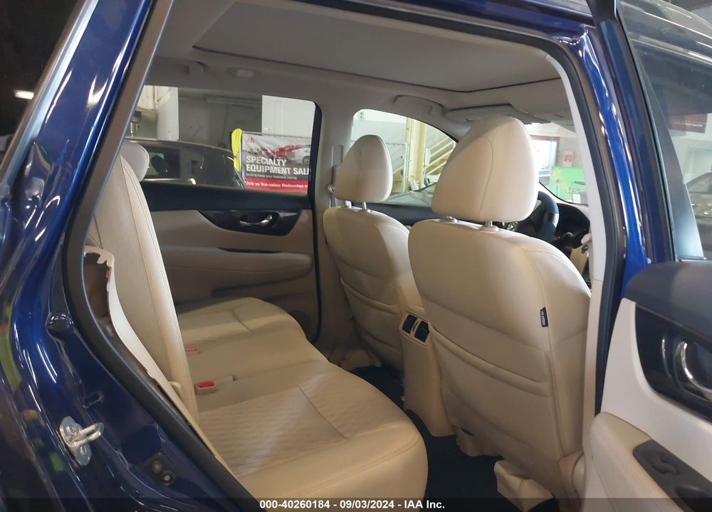 2017 NISSAN ROGUE SV VIN: 5N1AT2MV2HC771000