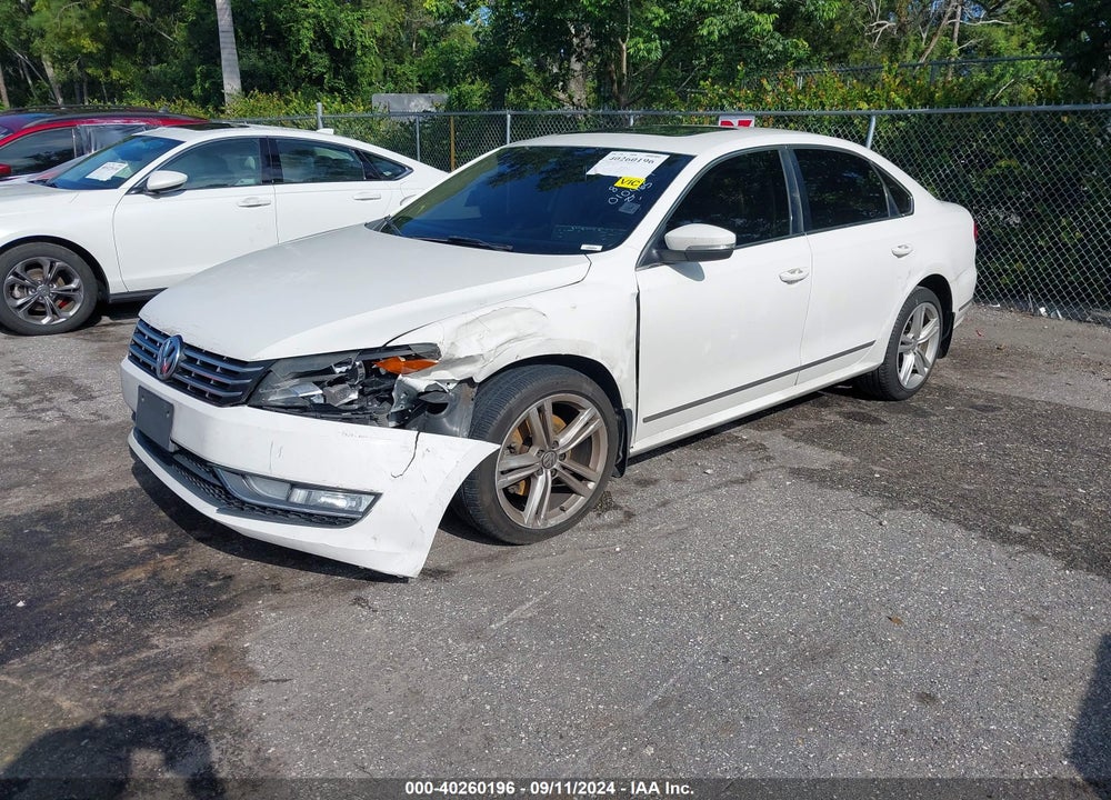 2015 VOLKSWAGEN PASSAT 2.0L TDI SEL PREMIUM VIN: 1VWCV7A39FC010465