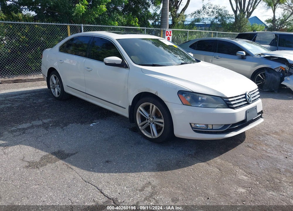 2015 VOLKSWAGEN PASSAT 2.0L TDI SEL PREMIUM VIN: 1VWCV7A39FC010465