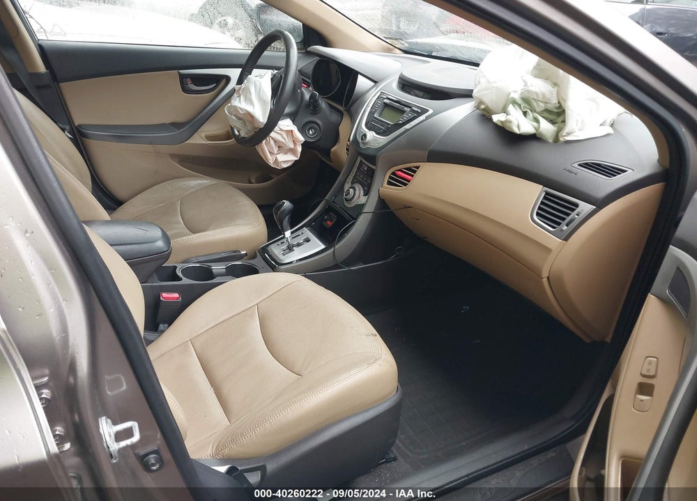 2011 HYUNDAI ELANTRA VIN: 5NPDH4AE1BH004981