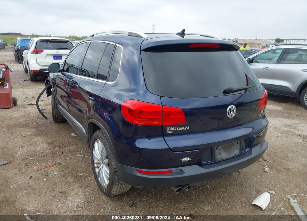 2016 VOLKSWAGEN TIGUAN SE VIN: WVGBV7AX9GW563890