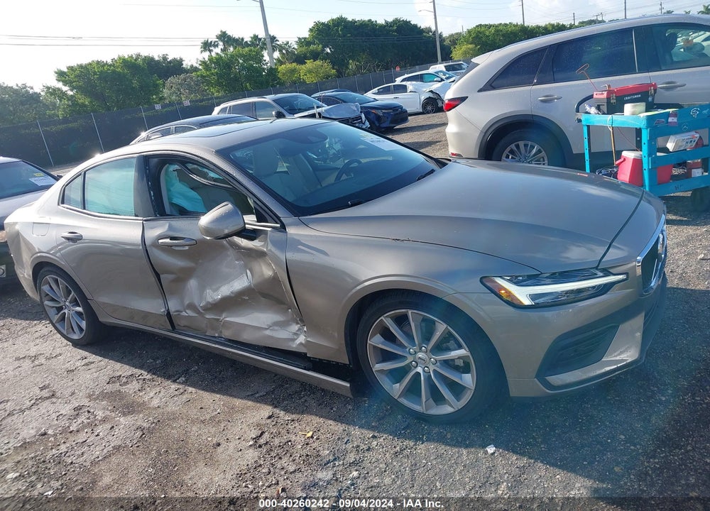 2019 VOLVO S60 T5 MOMENTUM VIN: 7JR102FK1KG005101