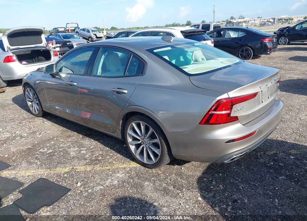 2019 VOLVO S60 T5 MOMENTUM VIN: 7JR102FK1KG005101