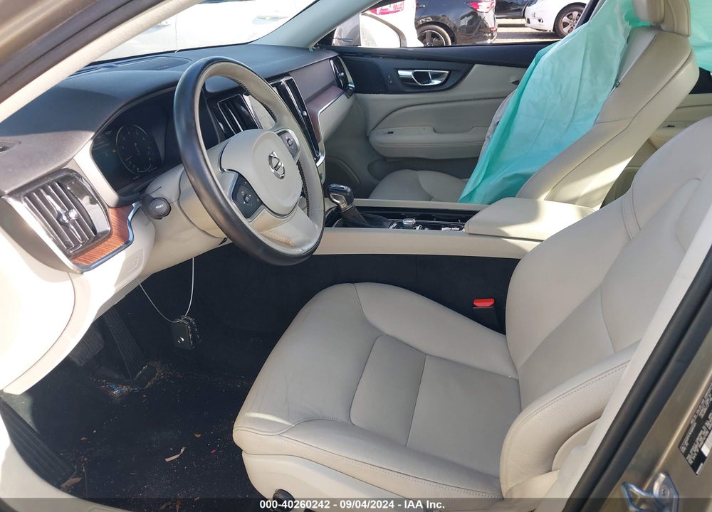 2019 VOLVO S60 T5 MOMENTUM VIN: 7JR102FK1KG005101