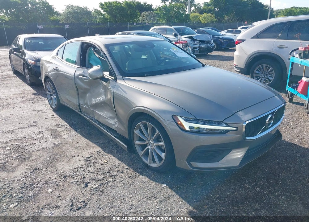 2019 VOLVO S60 T5 MOMENTUM VIN: 7JR102FK1KG005101