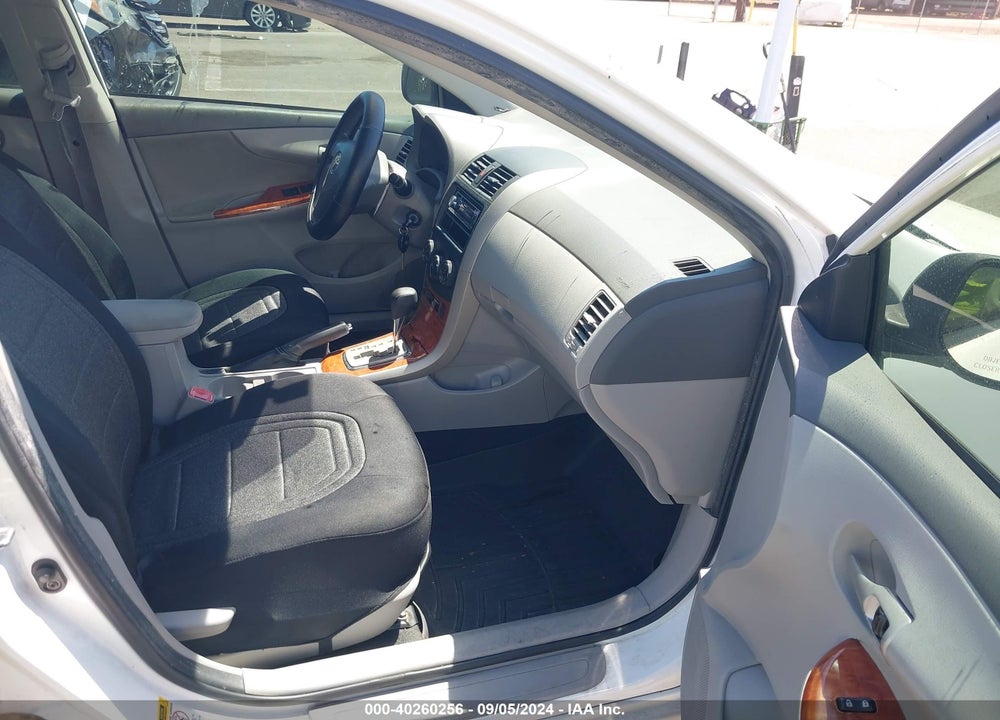 2010 TOYOTA COROLLA XLE VIN: 1NXBU4EE3AZ237872