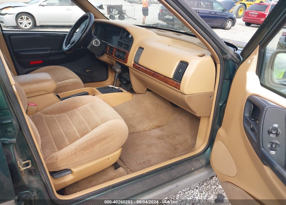 1998 JEEP GRAND CHEROKEE LAREDO VIN: 1J4FX58S4WC275056