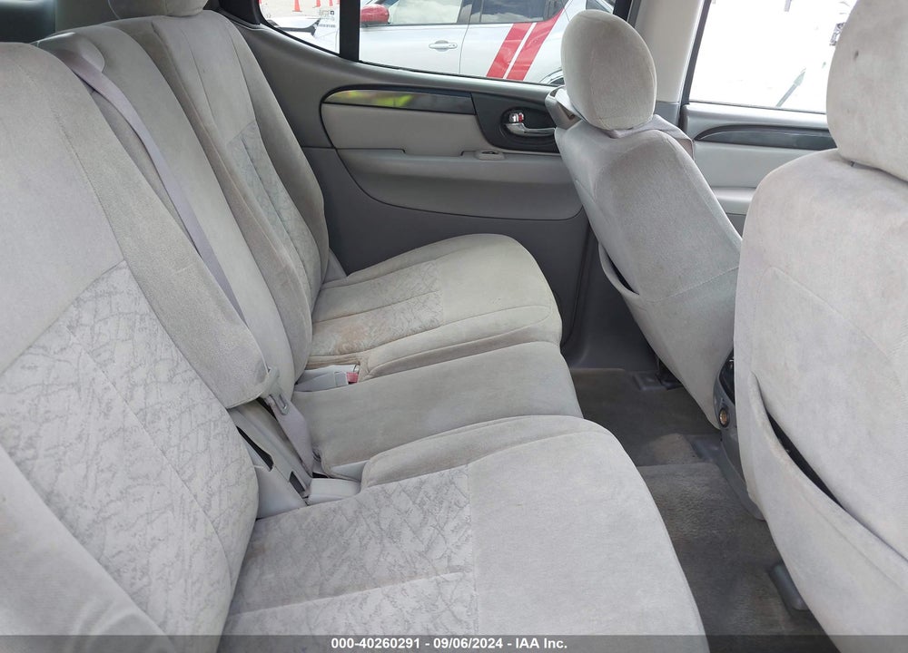 2005 GMC ENVOY XL SLE VIN: 1GKET16S656154684